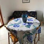 Apartament Laura And Nevio And Cres